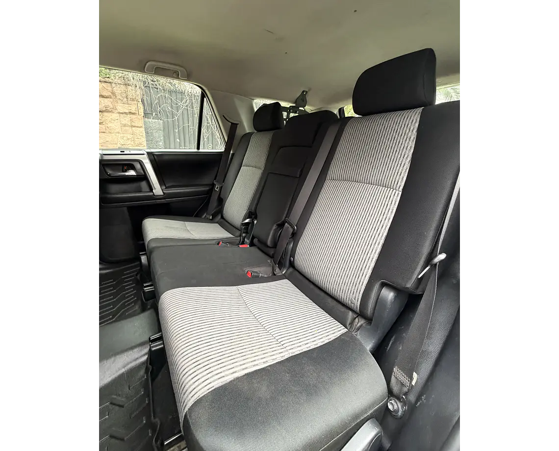 Toyota 4Runner 4.0 Sr5 Mv — foto 22 de 34