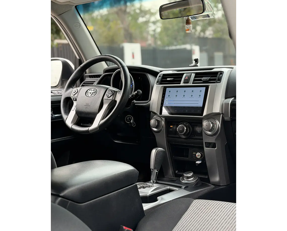 Toyota 4Runner 4.0 Sr5 Mv — foto 12 de 34