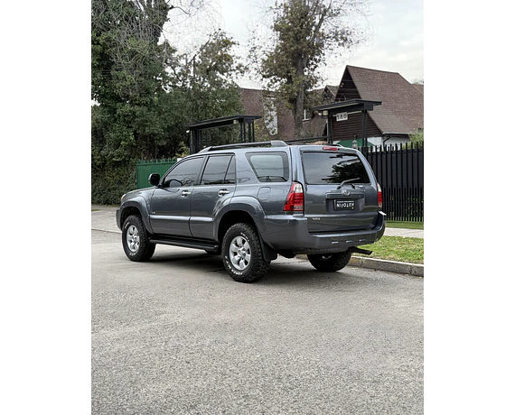 Toyota 4runner SR5 2009