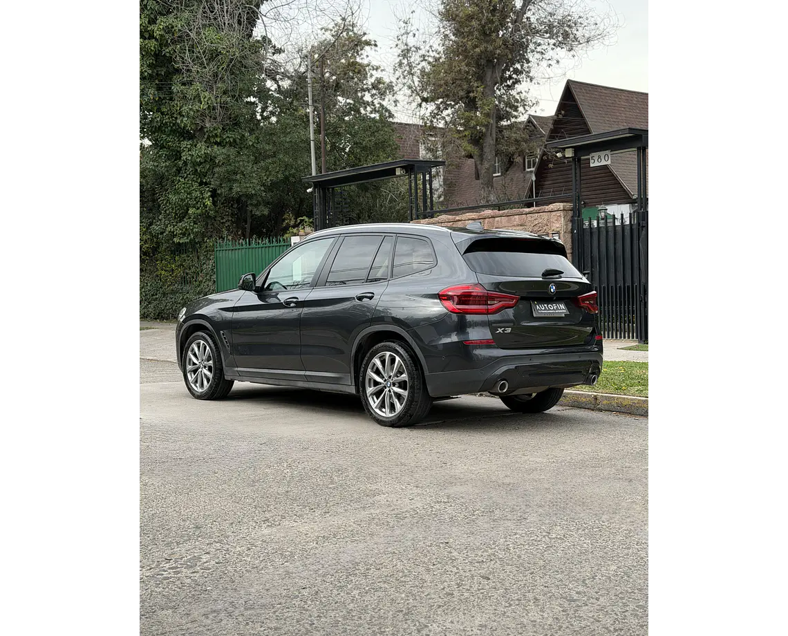 BMW X3 Xdrive20D — foto 8 de 38