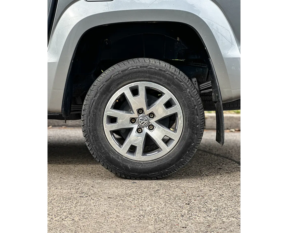 Volkswagen Amarok Comfortline 4Motion — foto 12 de 40