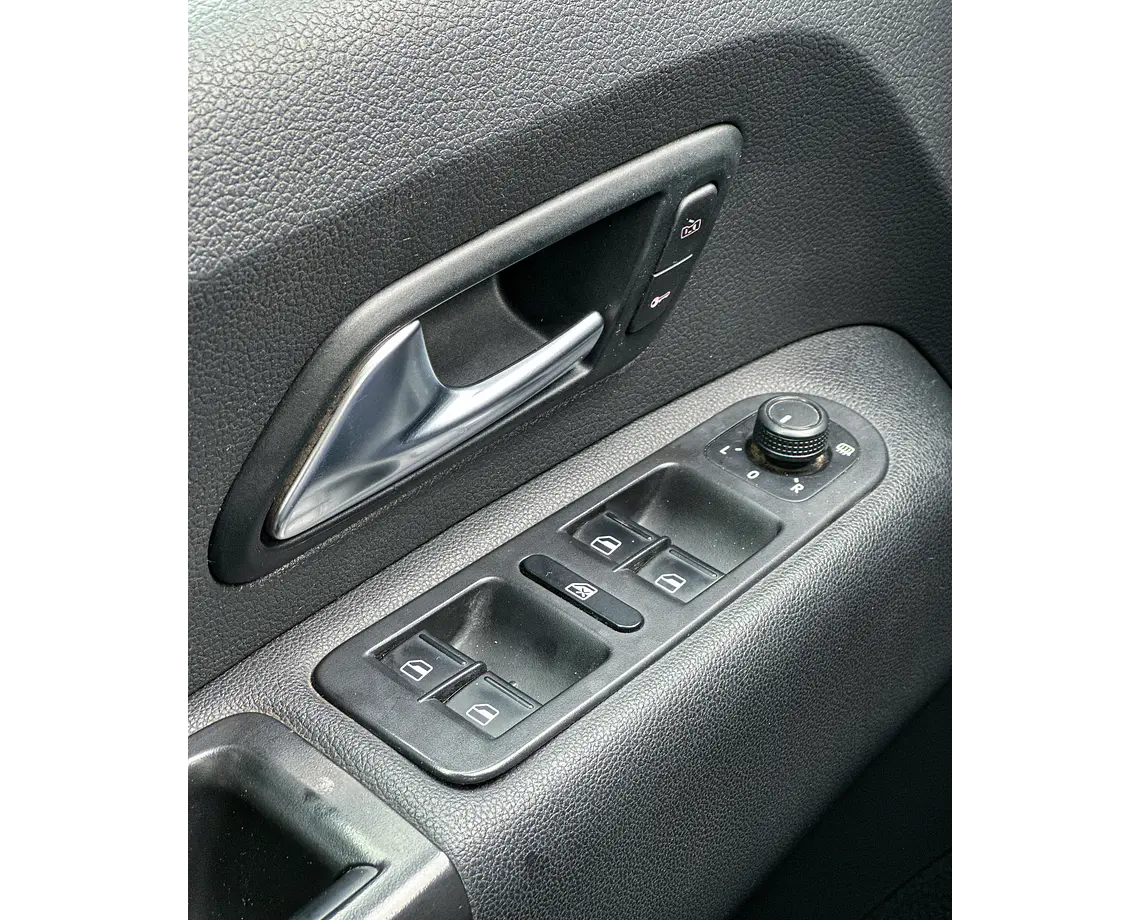 Volkswagen Amarok Comfortline 4Motion — foto 28 de 40