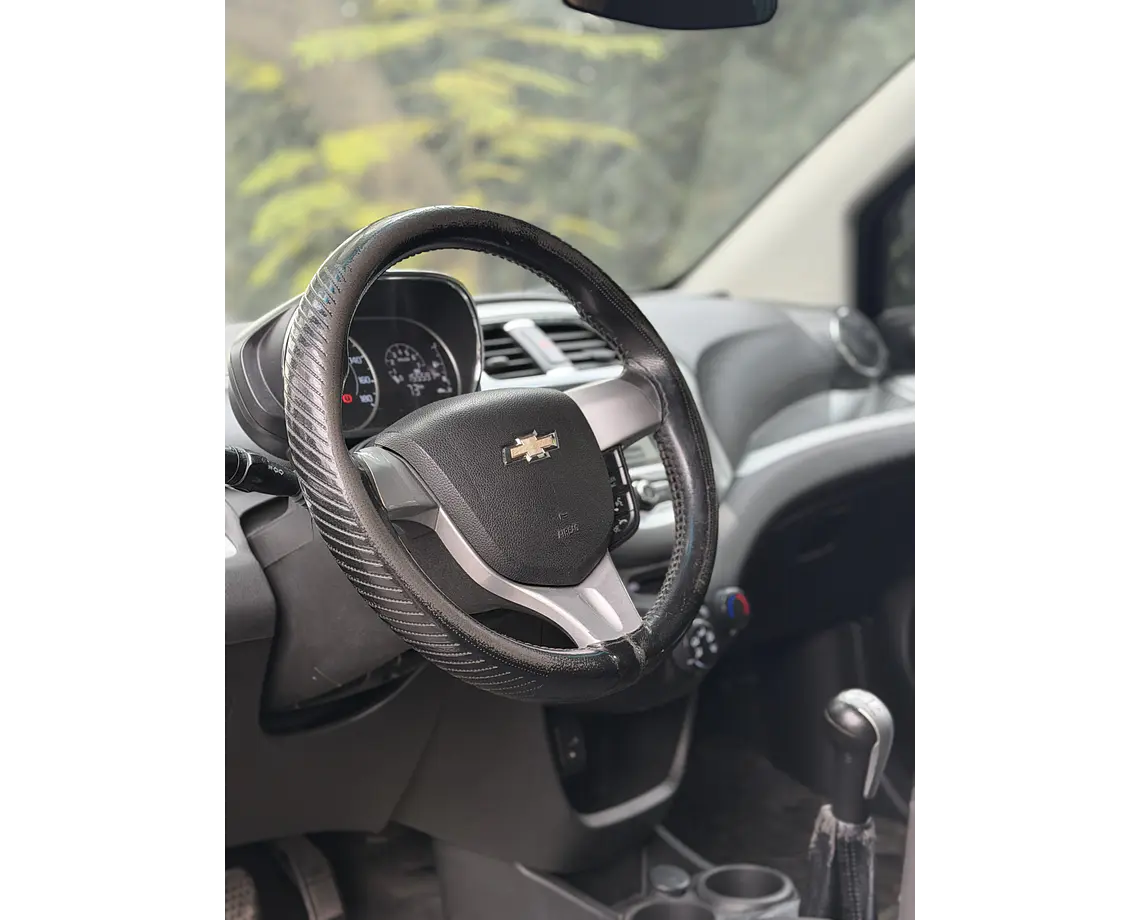 Chevrolet Spark Sedan Lt A — foto 16 de 32