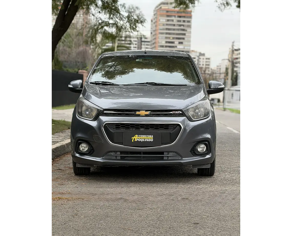 Chevrolet Spark Sedan Lt A — foto 4 de 32