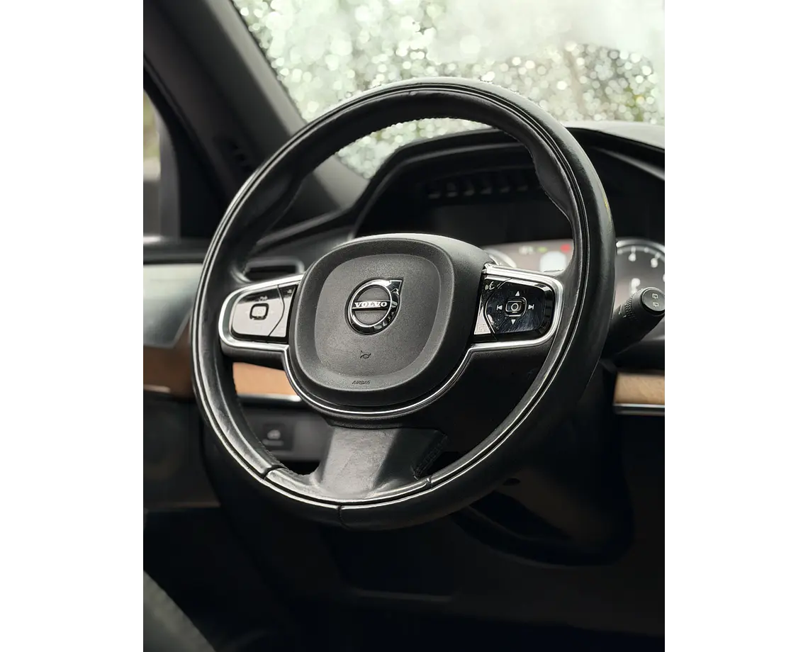 Volvo Xc90 2.0 T6 Inscriptcion — foto 30 de 40