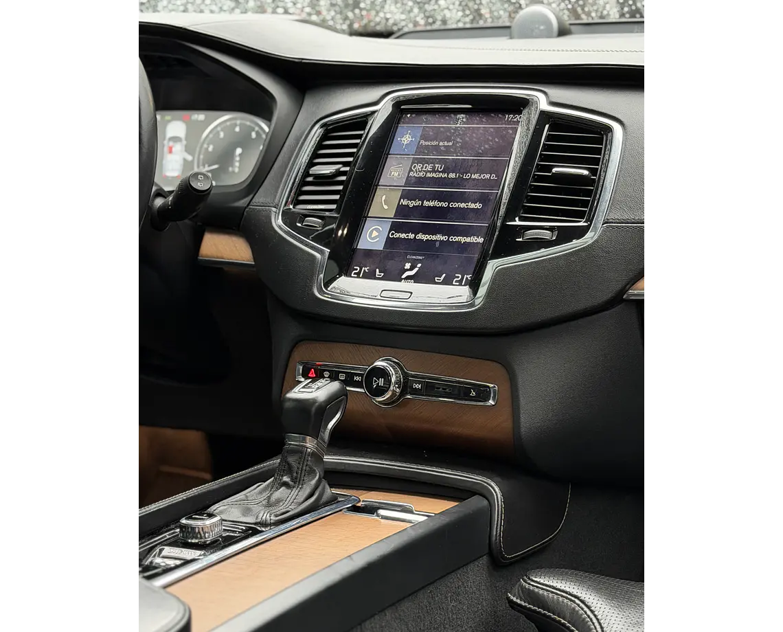 Volvo Xc90 2.0 T6 Inscriptcion — foto 34 de 40