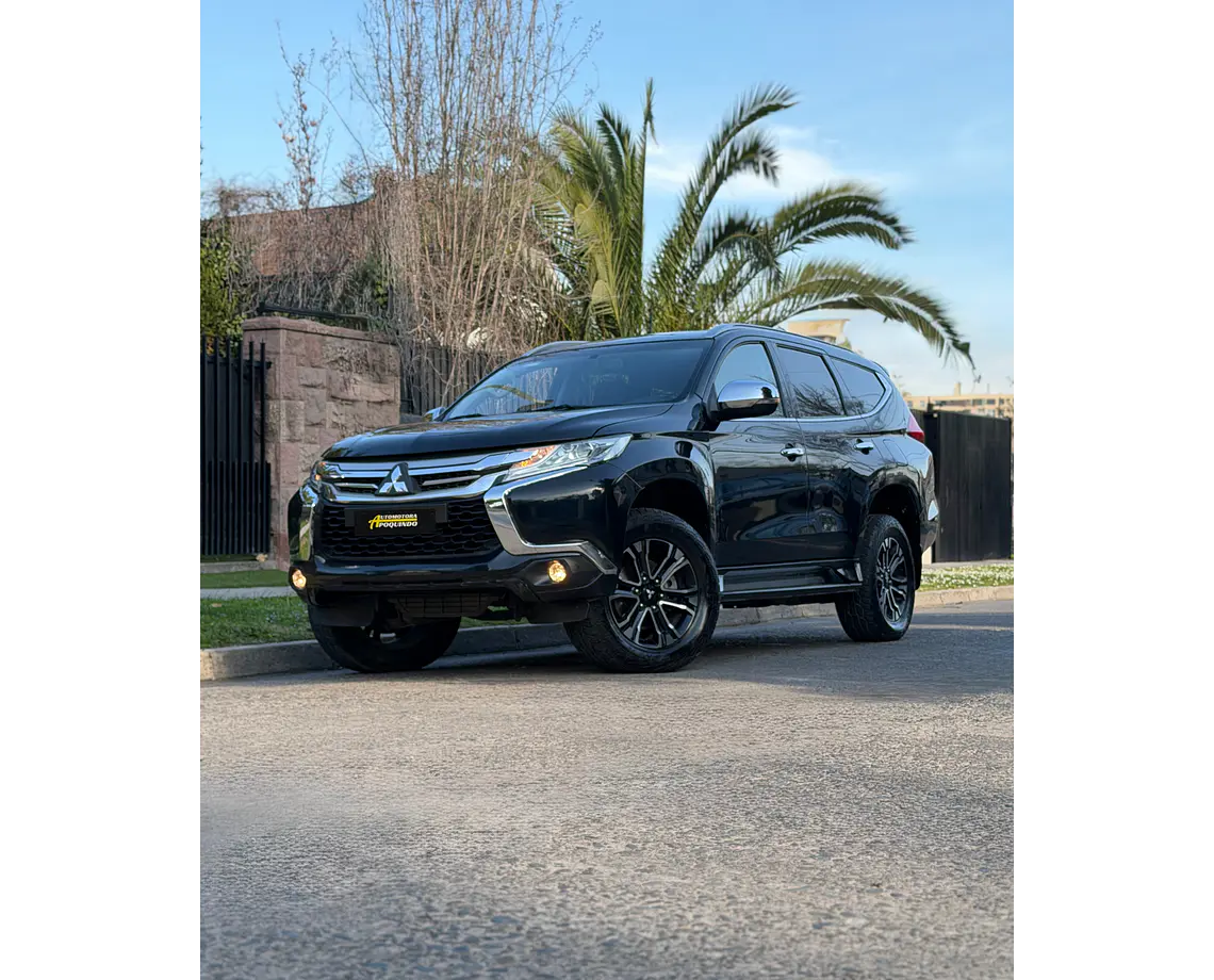 Mitsubishi Montero Sport — foto 2 de 34