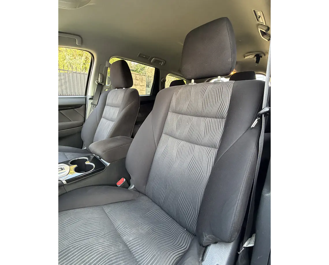 Mitsubishi Montero Sport — foto 20 de 34
