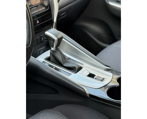 MITSUBISHI MONTERO SPORT 3.0 2019