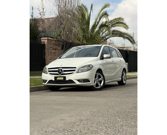 MERCEDES-BENZ B180 1.6 BLUEEFFICIENCY AUT 2013