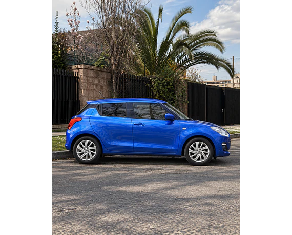 SUZUKI SWIFT HYBRID 1.2 MT 2022
