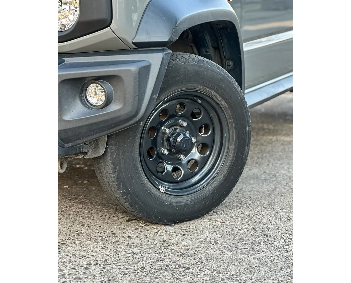Suzuki Jimny 1.5 Gl 4X4 3P — foto 12 de 36