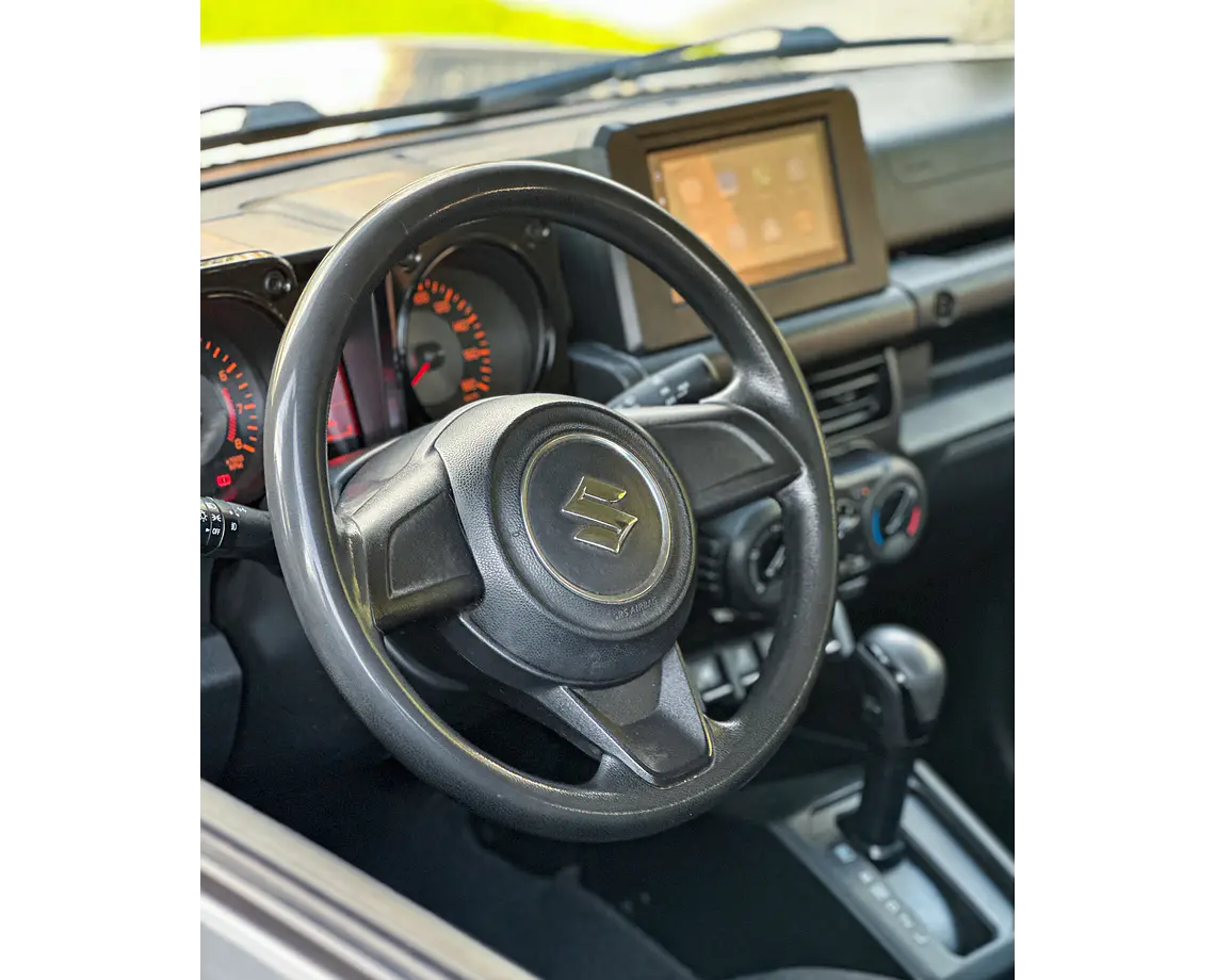 Suzuki Jimny 1.5 Gl 4X4 3P — foto 14 de 36