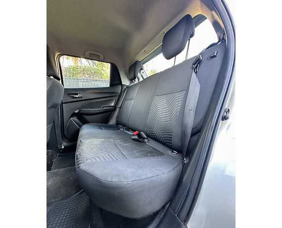 SUZUKI SWIFT GLX 1.2 MT 2023