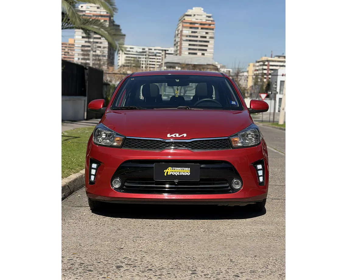 KIA Soluto 1.4 Lx — foto 4 de 34
