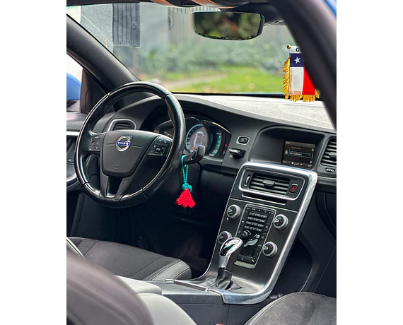VOLVO S60 2.0 D2 DIÉSEL AUTO 2016