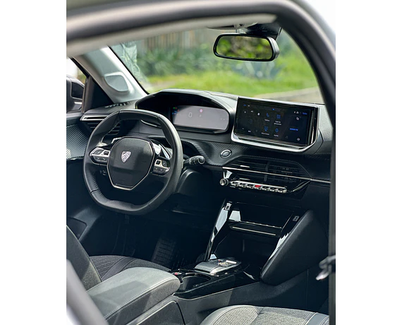 PEUGEOT 208 ALLURE 1.2 HIBRIDO 136 HP AUTO 2025