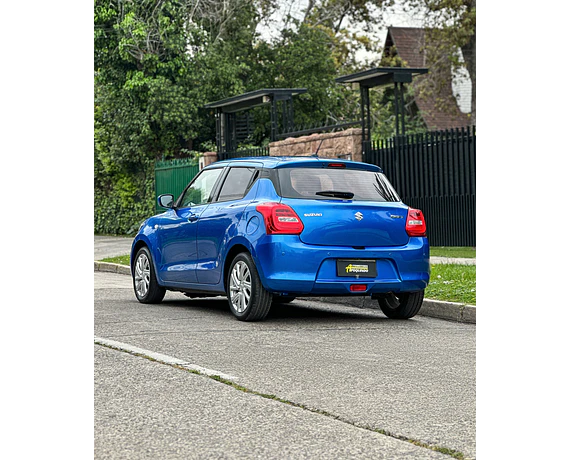 SUZUKI SWIFT HYBRID 1.2 MT 2022