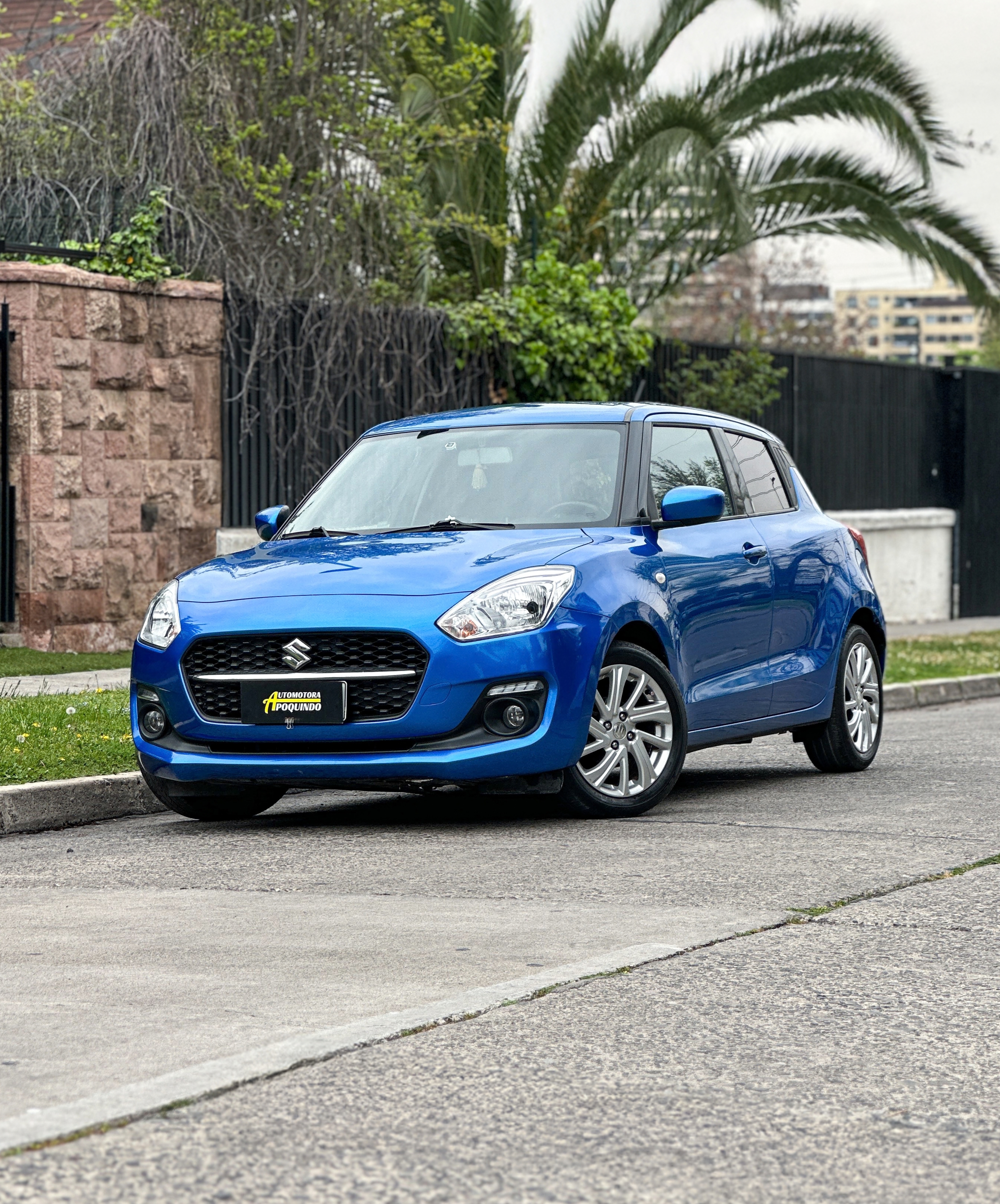 Suzuki Swift HYBRID 1.2 MT 2022, foto 1 de 15