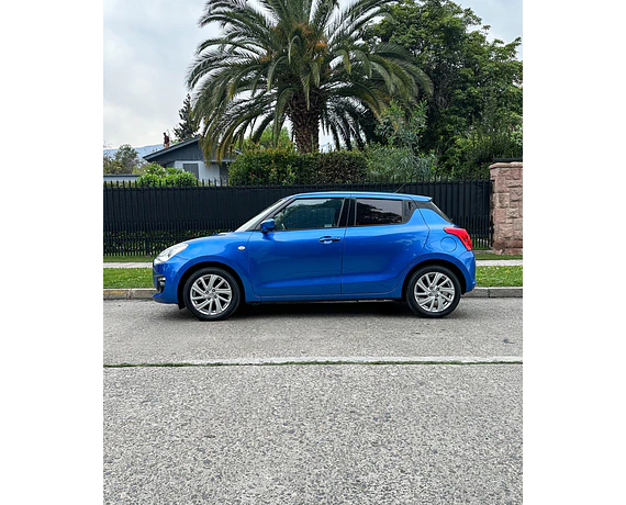 SUZUKI SWIFT HYBRID 1.2 MT 2022