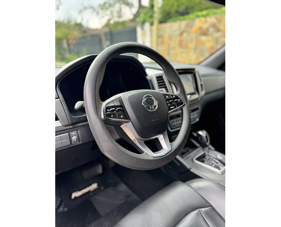 Ssangyong Musso 2.2 4x4 Auto