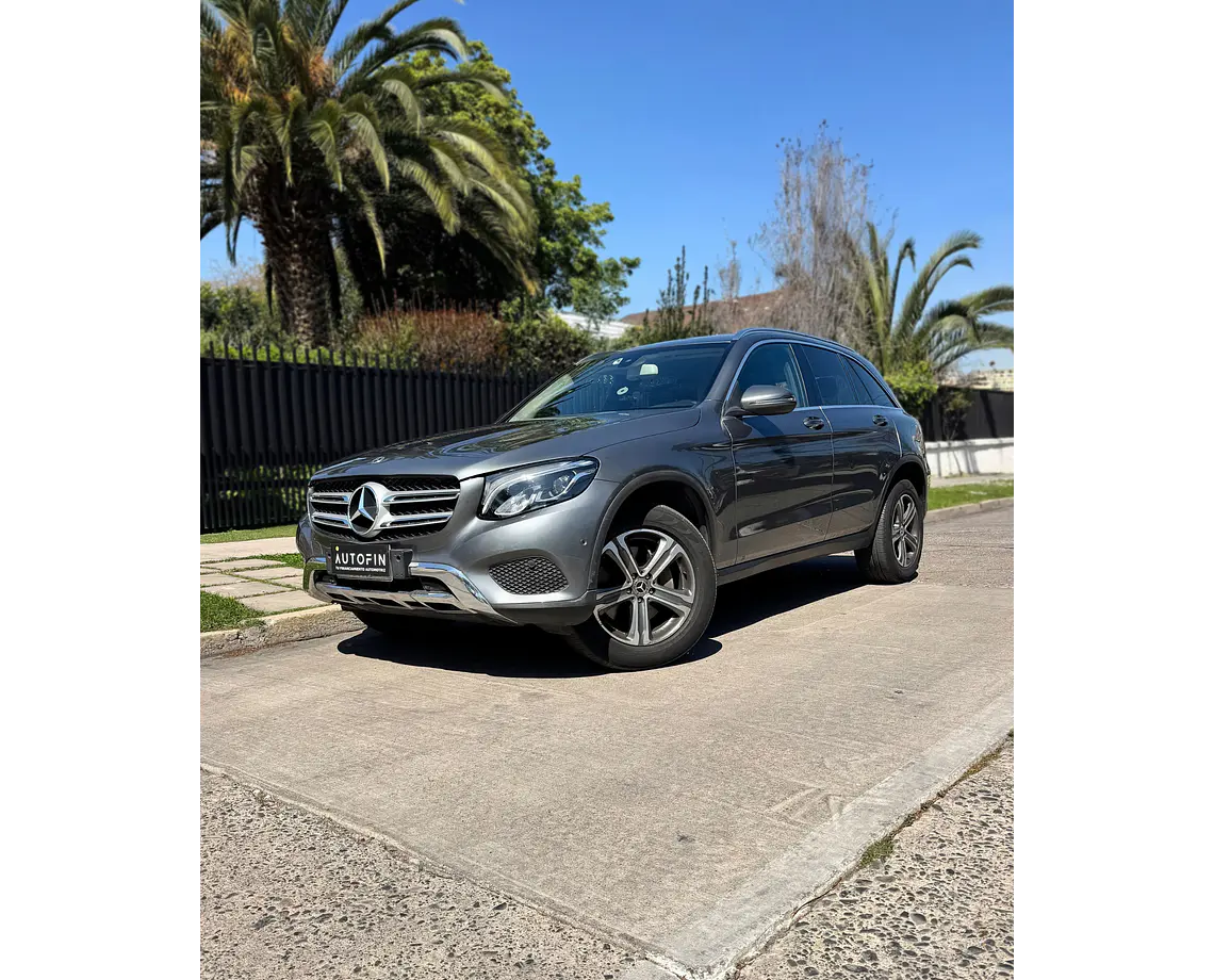 Mercedes-Benz Glc220 — foto 2 de 30