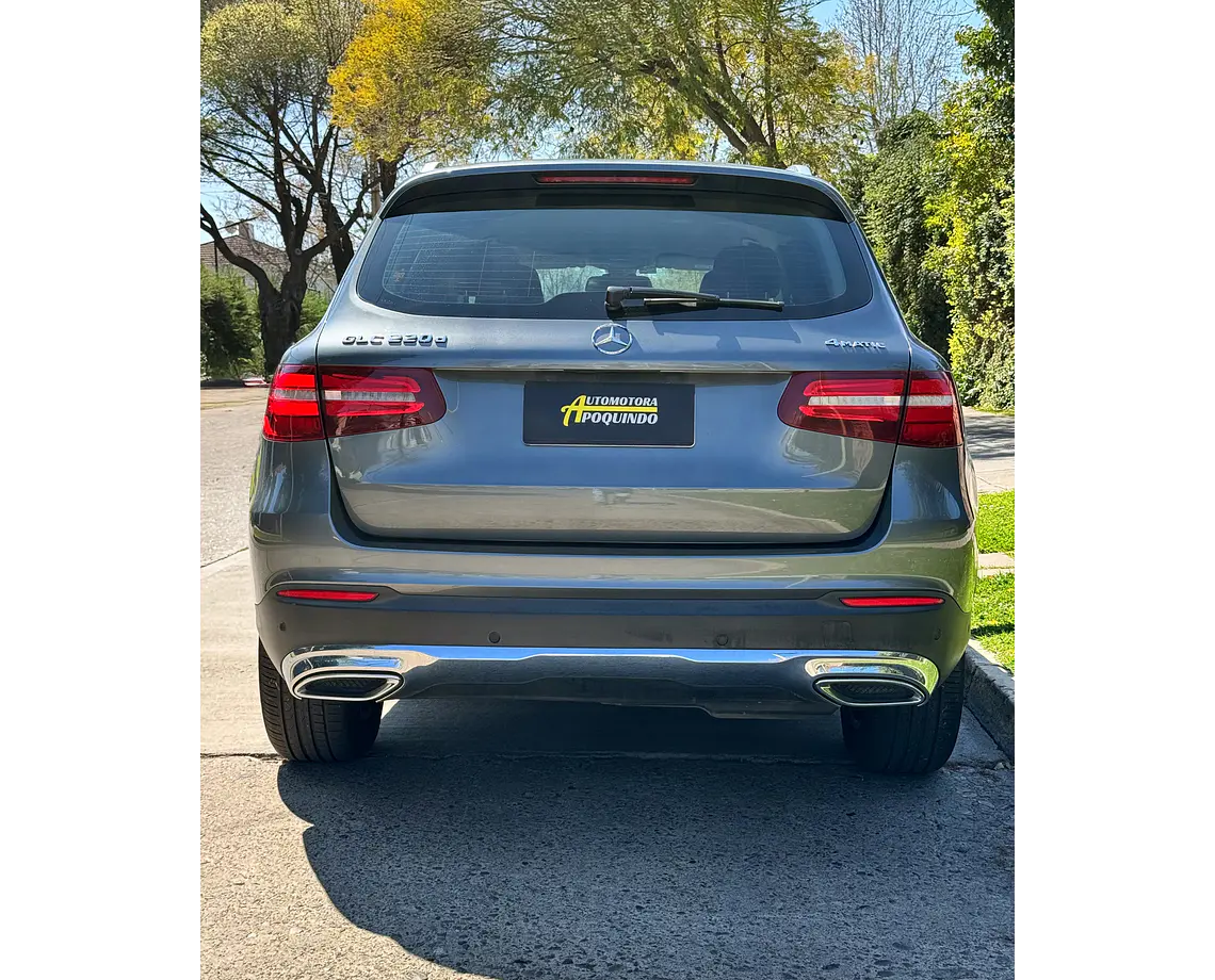 Mercedes-Benz Glc220 — foto 4 de 30