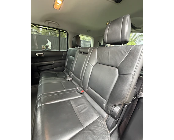Honda Pilot Touring 4WD Auto 2015