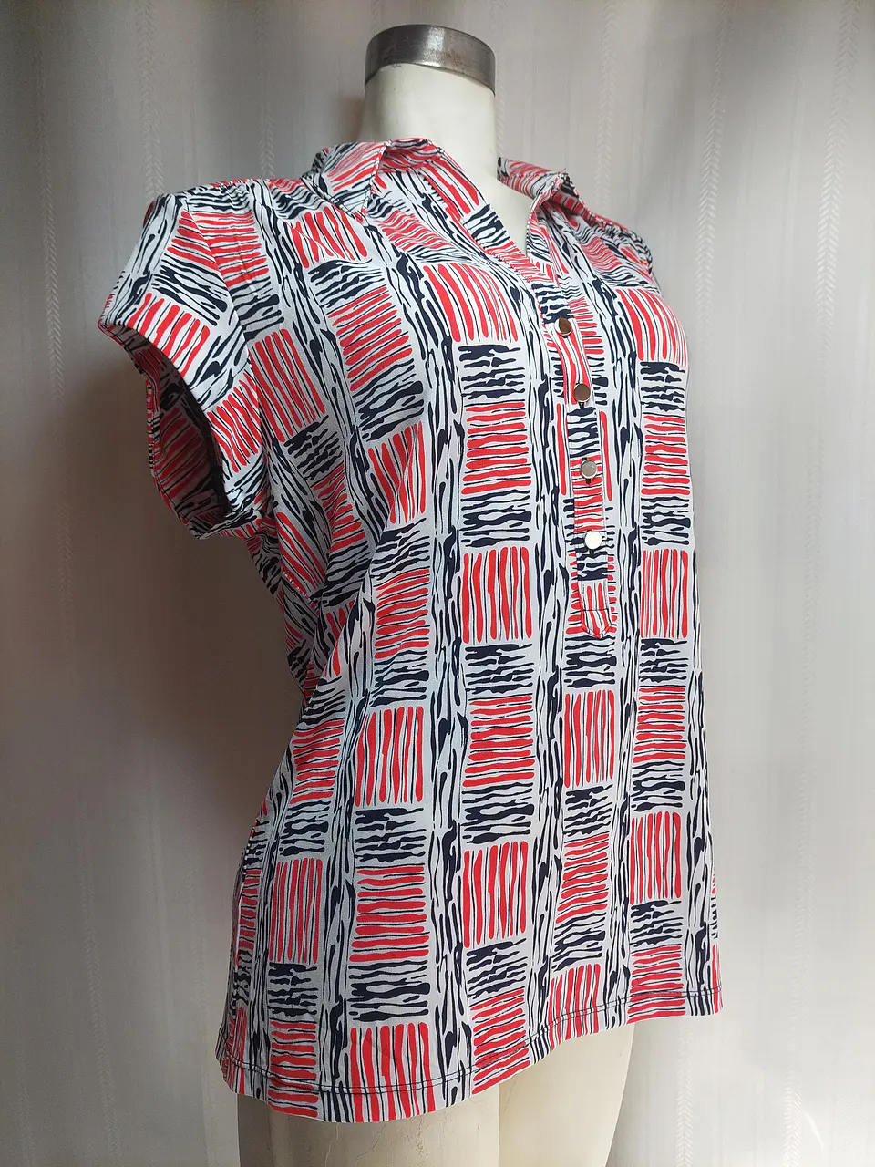 BLUSA MULTICOLOR ALFANI TALLA XL 2