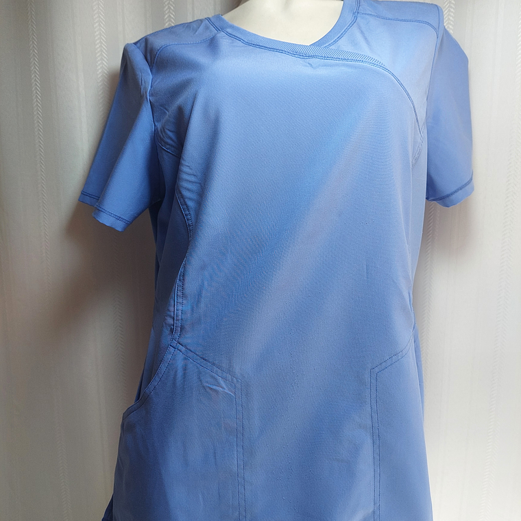 POLERA CELESTE CHEROKEE INFINITY TALLA L 1