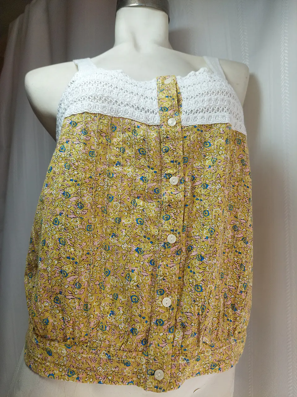 TOP MULTICOLOR UNIVERSAL THREAD TALLA XL 1