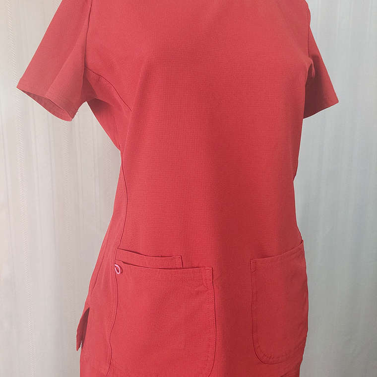 POLERA ROJA HEARTSOUL TALLA M 2