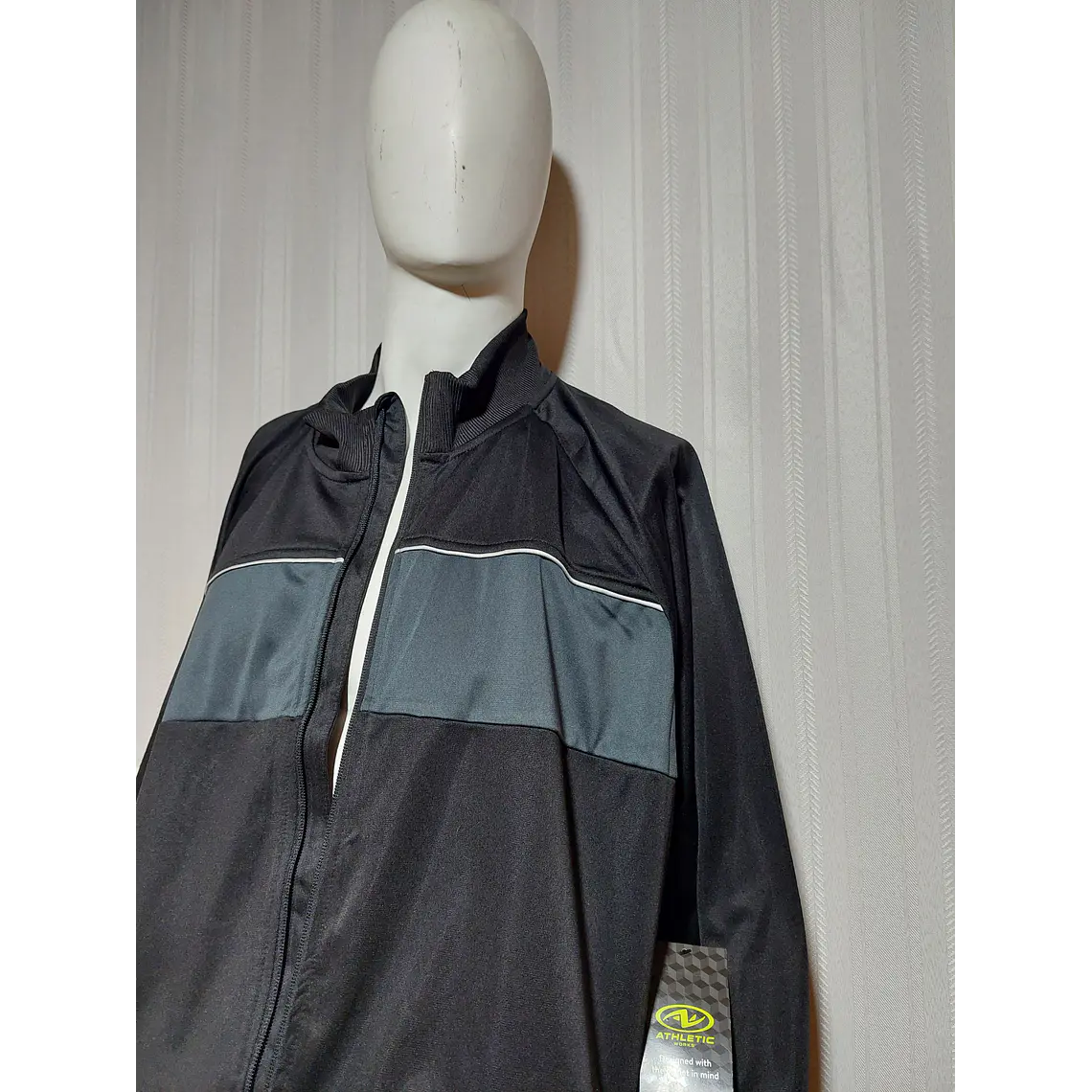 CHAQUETA DEPORTIVA NEGRA ATHLETIC TALLA 3XL 2