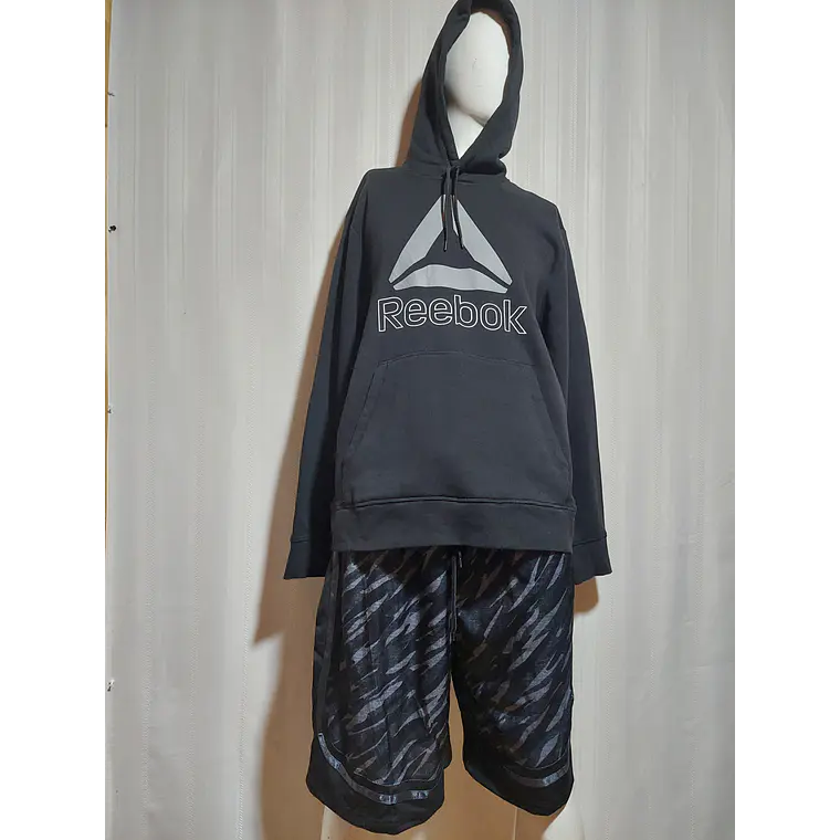 POLERÓN NEGRO REEBOK TALLA XL 1