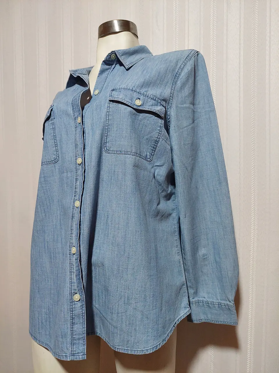 BLUSA JEANS AZUL OLD NAVY TALLA L 2