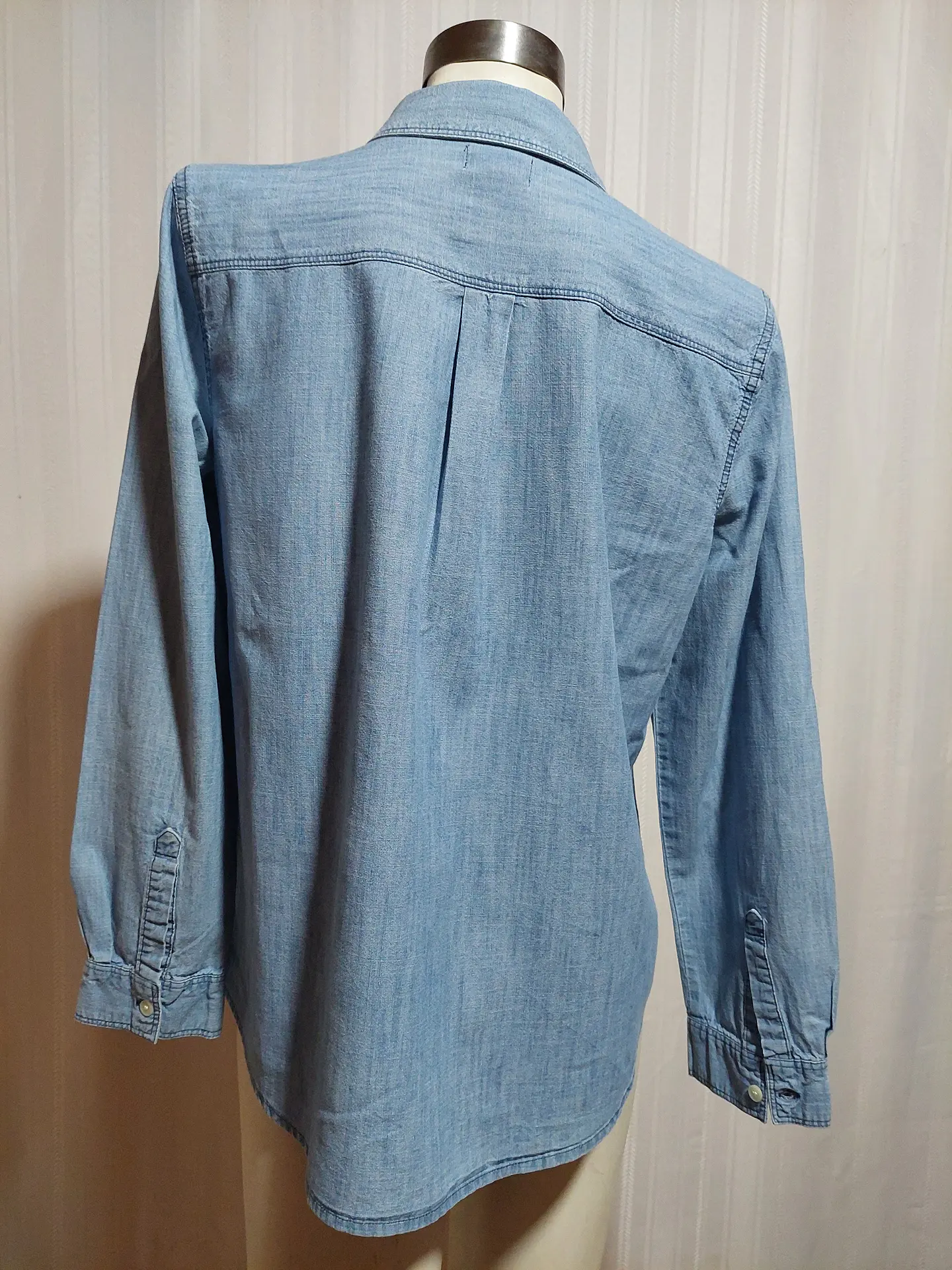 BLUSA JEANS AZUL OLD NAVY TALLA L 4