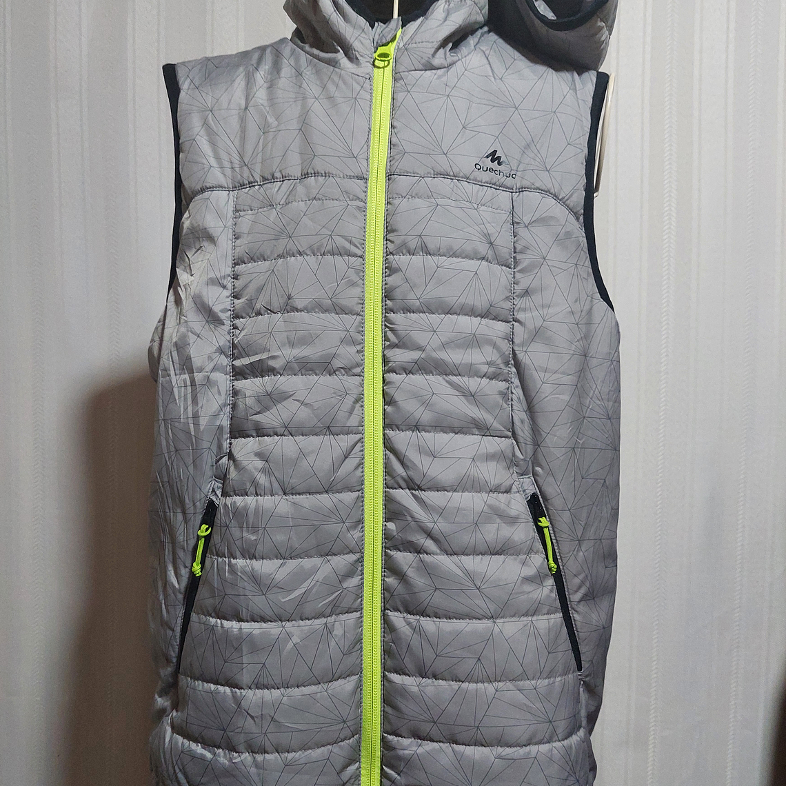 PARKA S/M GRIS QUECHUA TALLA XS 1