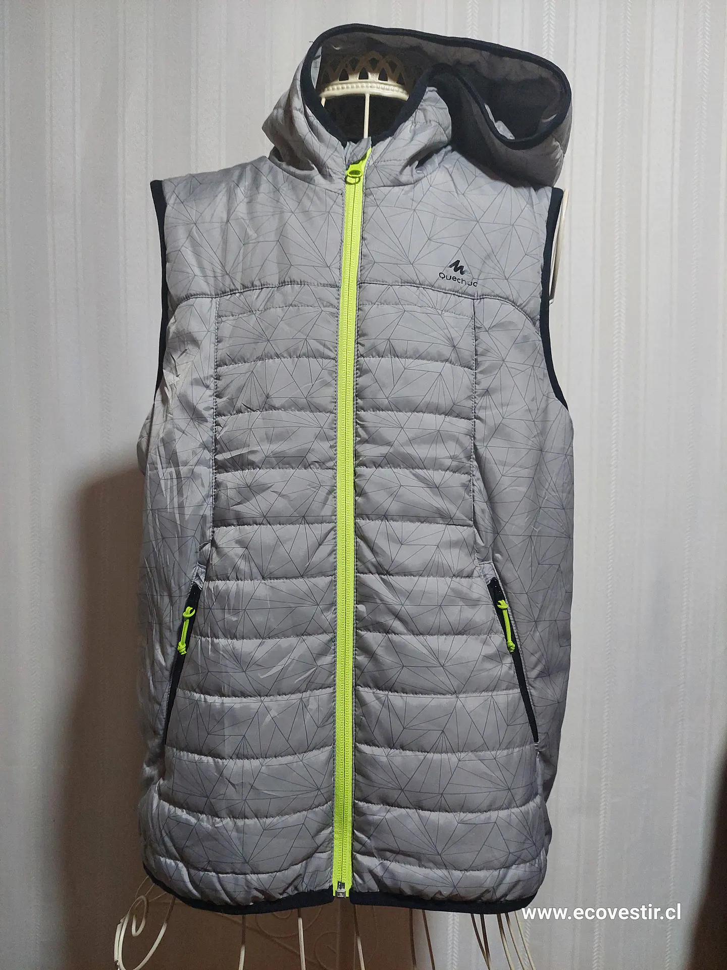 PARKA S/M GRIS QUECHUA TALLA XS 1