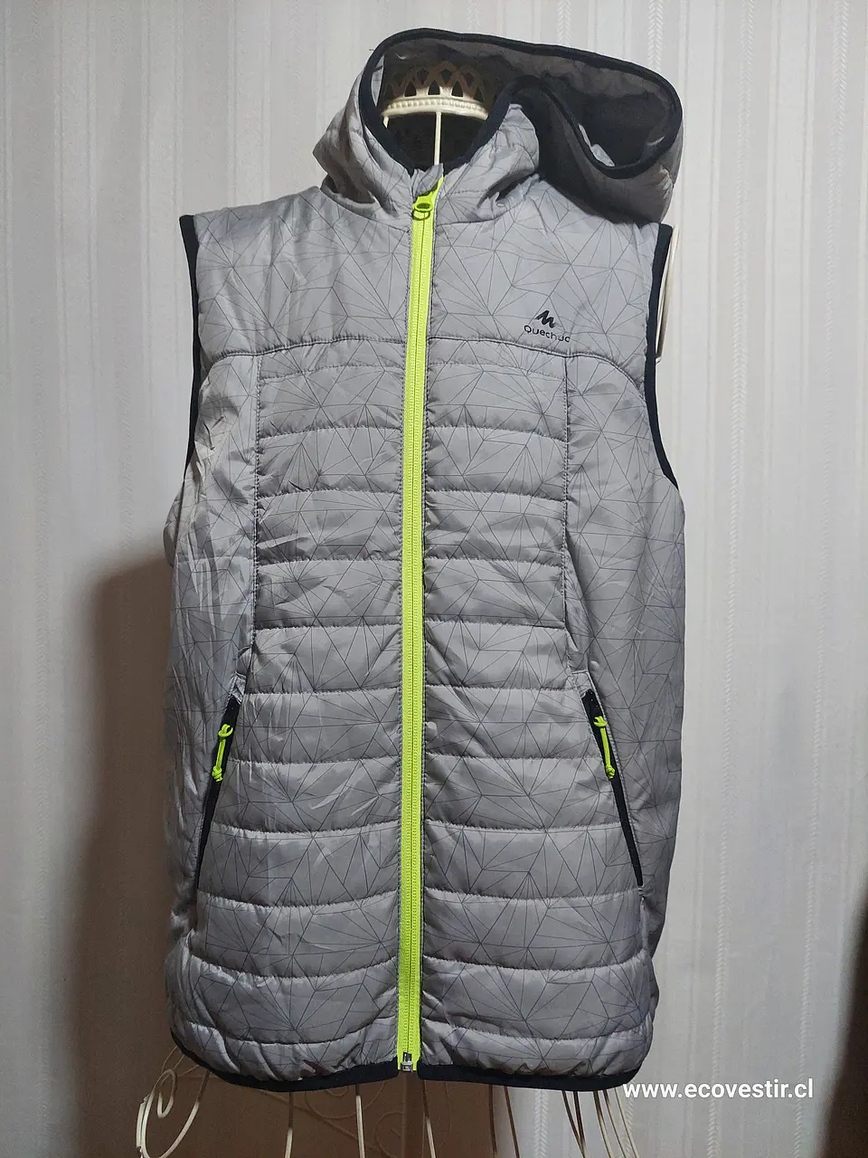 PARKA S/M GRIS QUECHUA TALLA XS 1