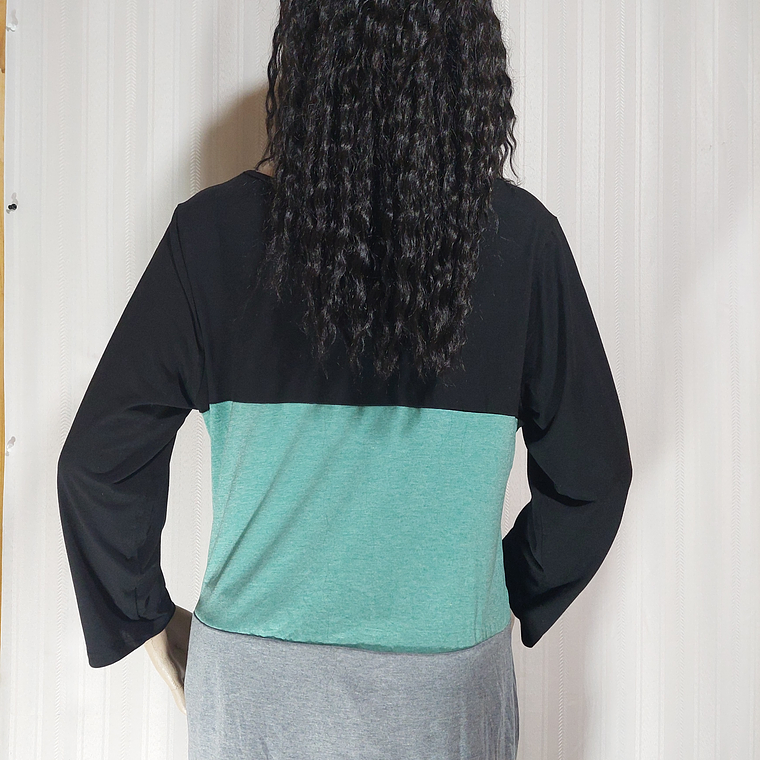 POLERA M/L MULTICOLOR PINUP FASHION TALLA 2X 3