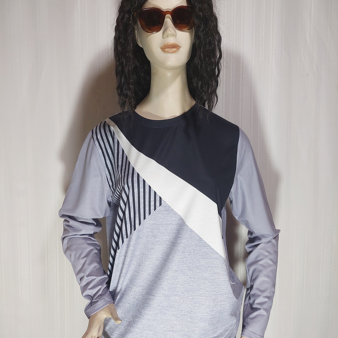 POLERA M/L MULTICOLOR  EXCLUSIVE TALLA XL 1