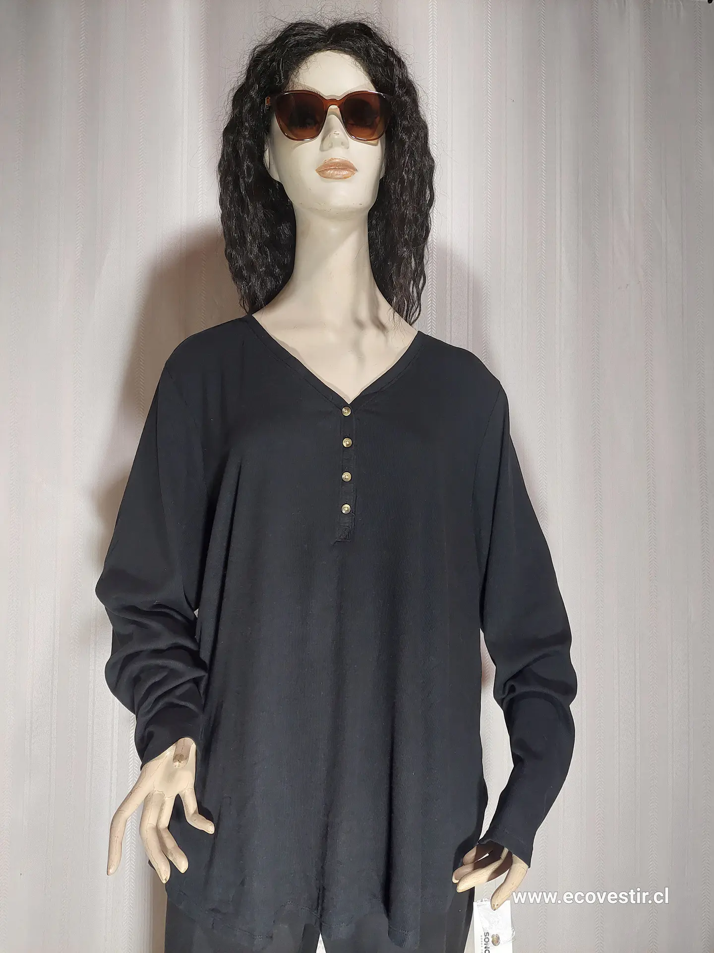 POLERA NEGRO SONOMA TALLA XL 1