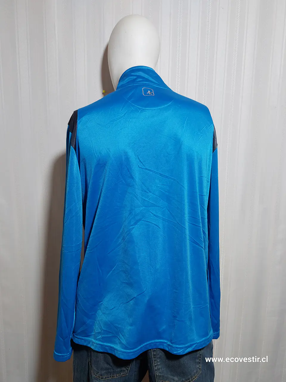 CHAQUETA DEPORTIVA CELESTE AND 1 TALLA L   3