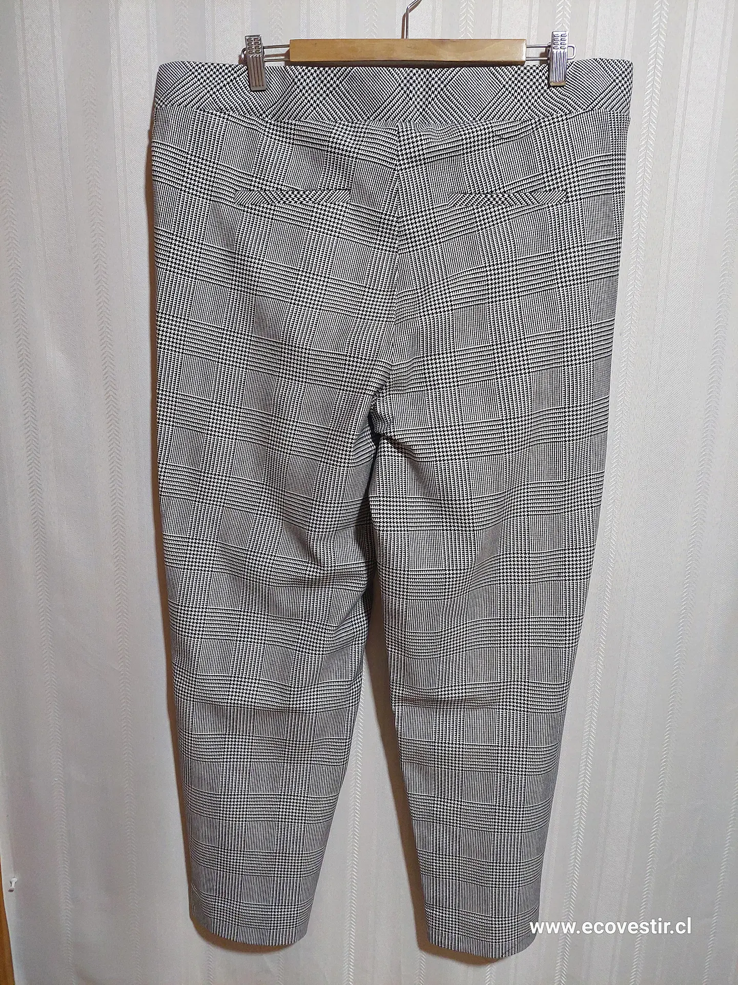 PANTALÓN MULTICOLOR TORRID TALLA 18-20, 2X 1