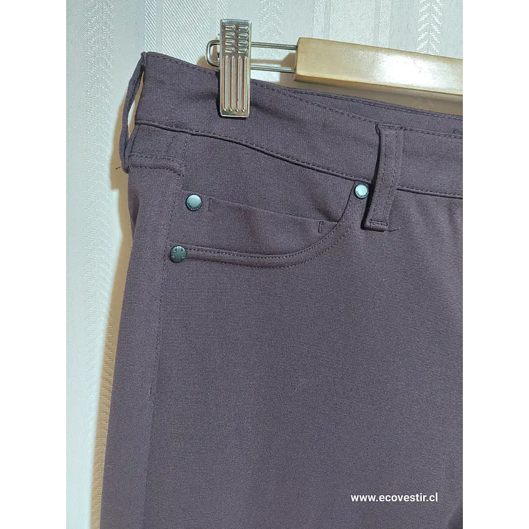 PANTALÓN BURDEO LIVERPOOL TALLA 14/32 4