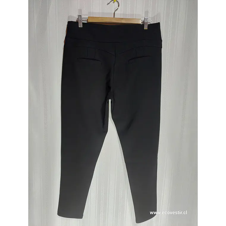 PANTALÓN NEGRO MAZE TALLA XL 2