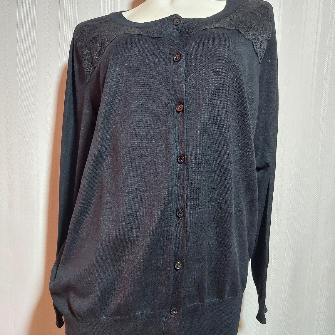 CHALECO BOTON NEGRO LANE BRYANT TALLA 18/20 2