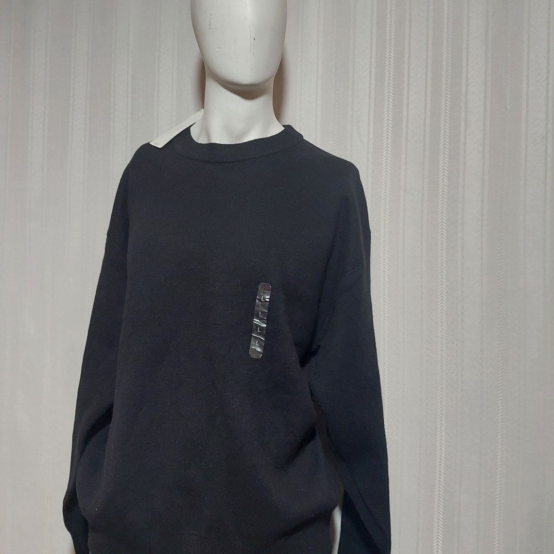 SWEATER NEGRO CELIO TALLA L 1