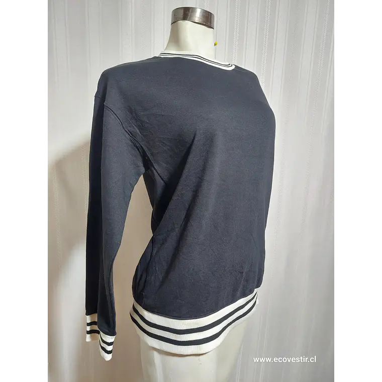 POLERÓN NEGRO WONDER NATION TALLA XXL  2