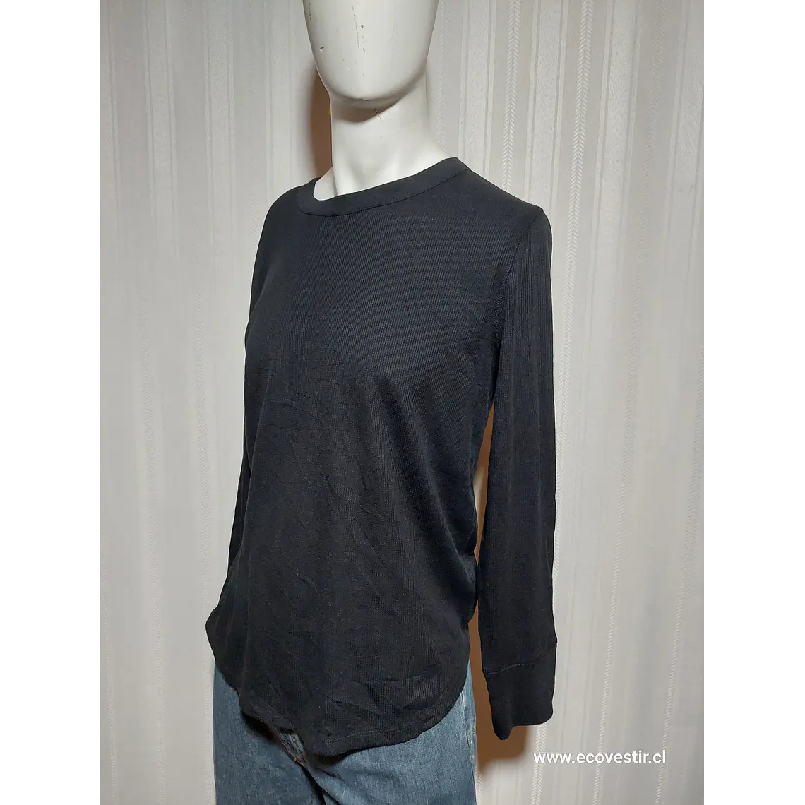 POLERA M/L NEGRO GAP TALLA XXL 2